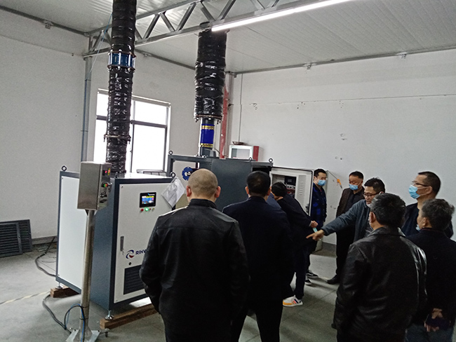 热烈欢迎湖南客户来我公司参观指导！